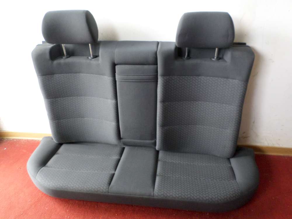 Audi A4 Sitze Rcksitzbank Rcksitz mit Mittelarmlehne