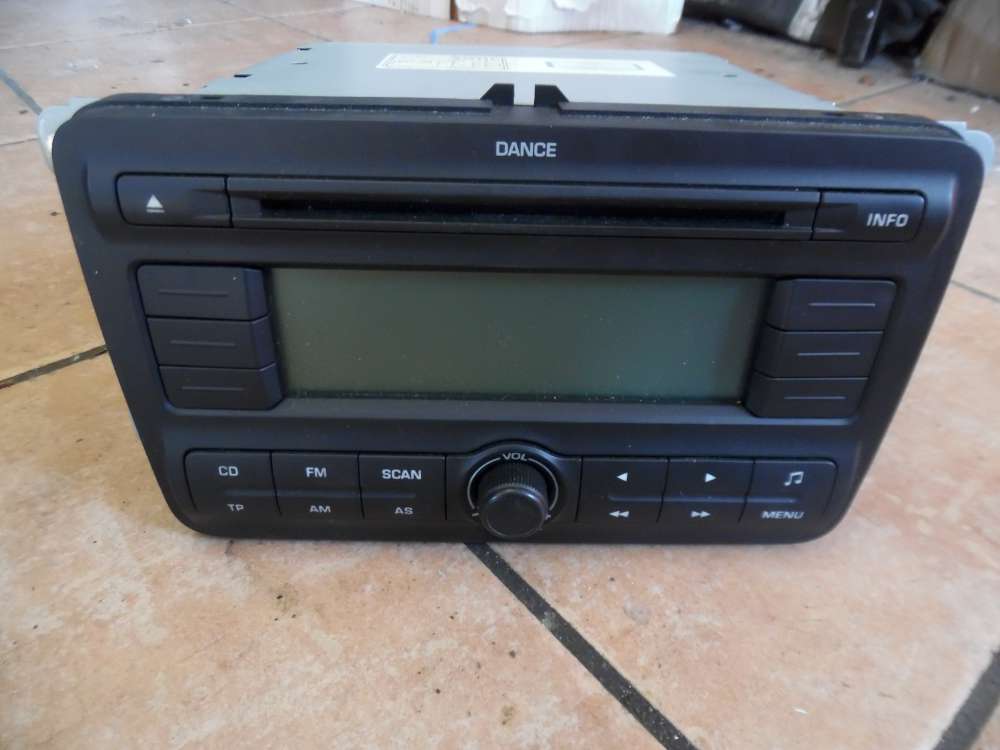 Skoda Fabia II Autoradio mit CD 5J0035161