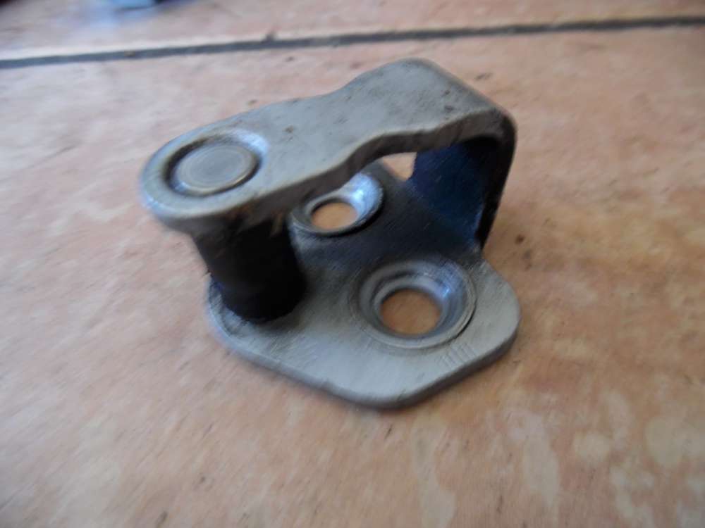 VW Fox 5Z Fanghaken Schließkeil Tür