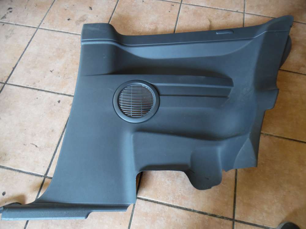 VW Fox 5Z 3-Trer Seitenverkleidung Hinten Rechts 5Z0867442