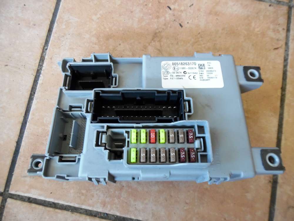 Fiat Punto 199 Steuergert Sicherungskasten 00518263170