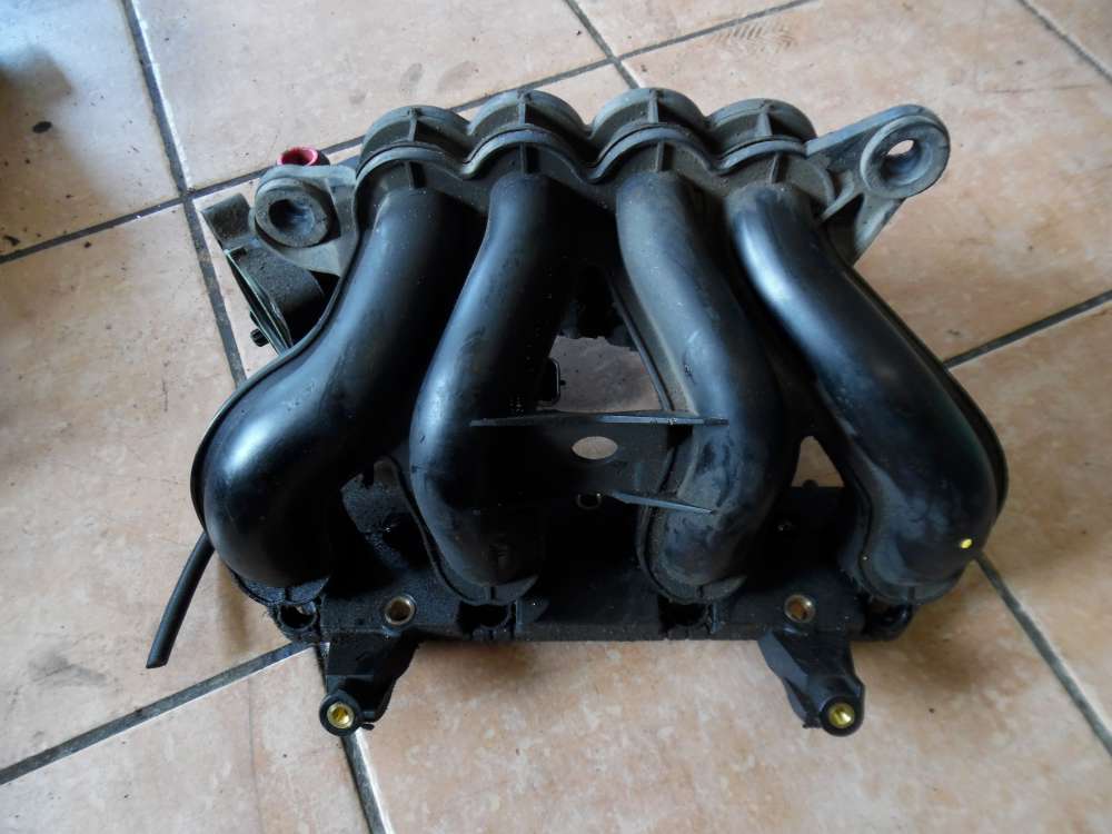Ford Fiesta V Ansaugkrümmer Ansaugbrücke VP2S6U9424