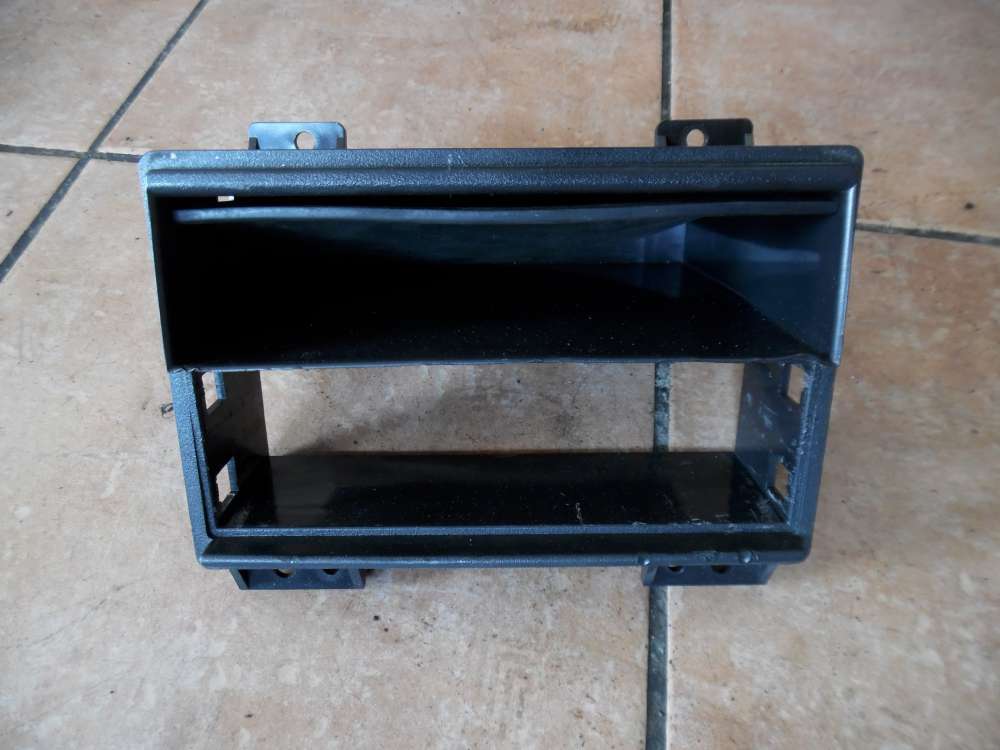 Ford Fiesta V Radioschacht Einbaurahmen 2S6J18933