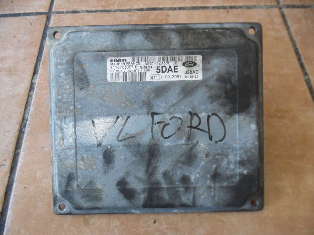 Ford Fiesta V Motorsteuerung Siemens 4S61-12A650-JB S118763006B