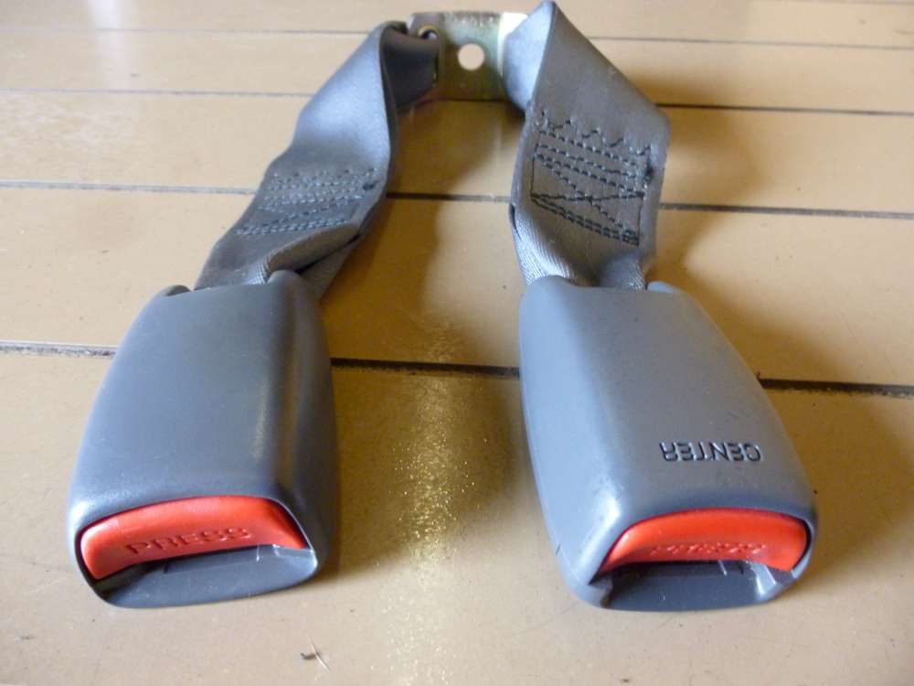 Daihatsu YRV M2 Bj:2002 Gurtschlo� Hinten 