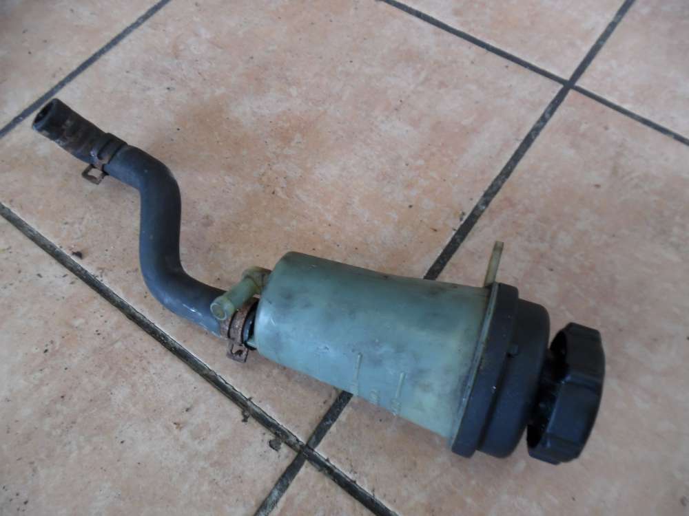Ford Focus II Servobehlter 4M51-3531-AD