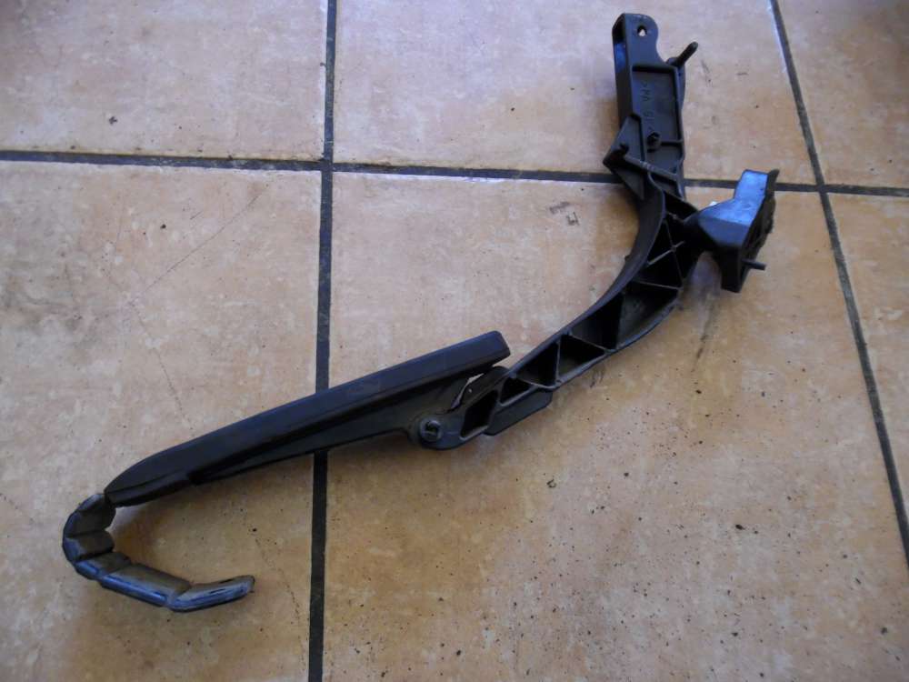 Mercedes-Benz C-Klasse W202 Gaspedal Pedal Fupedal 2203010001