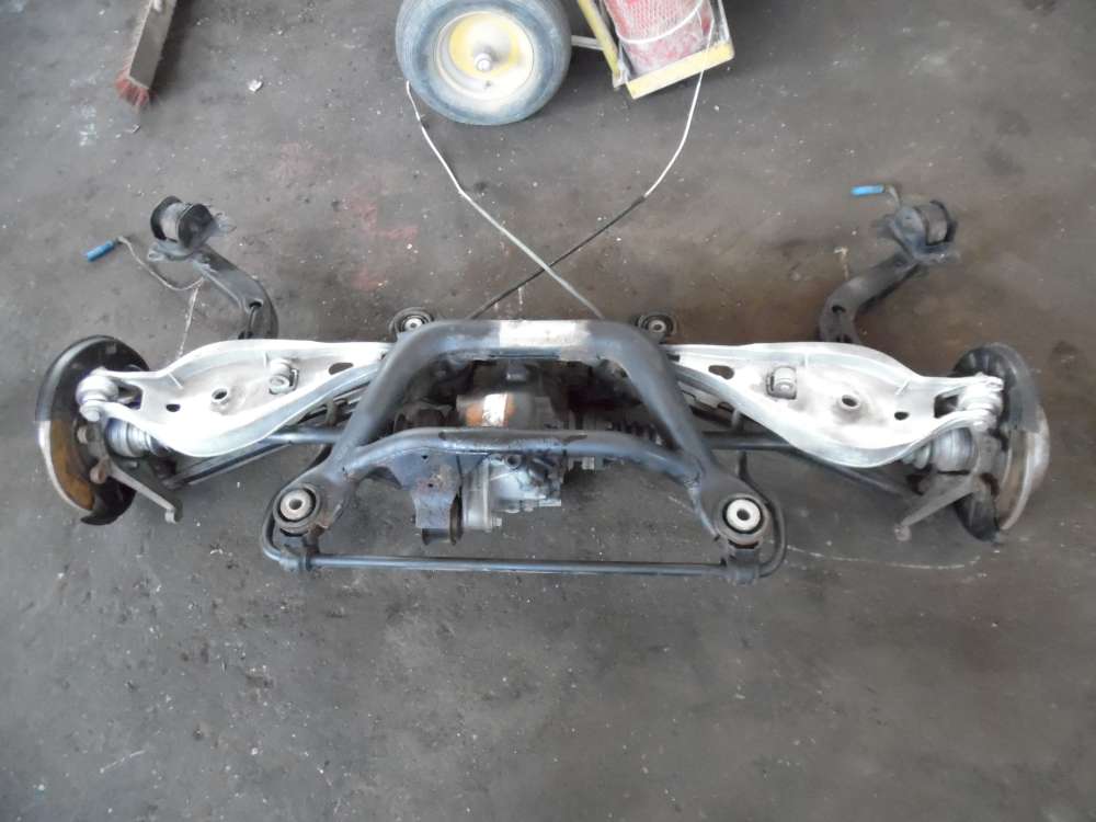 BMW 3er E46 316ti Compact Achsträger Hinterachse Differential