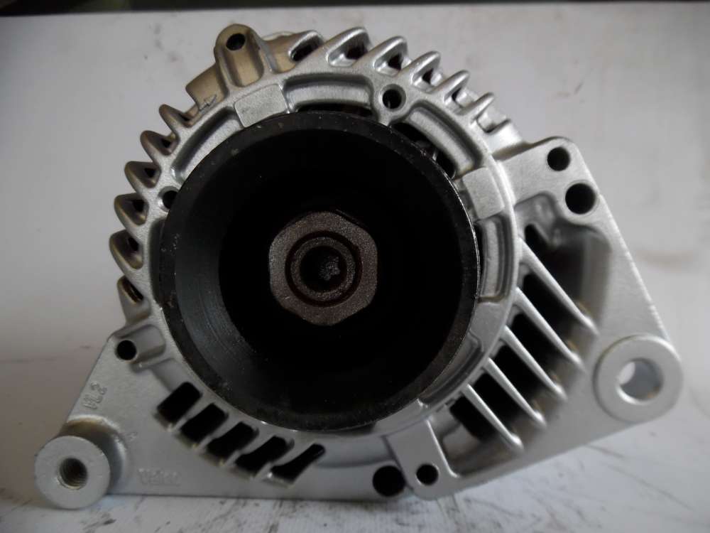 Lichtmaschine Generator 90A Audi A4 - A6,VW Passat Valeo A13VI156