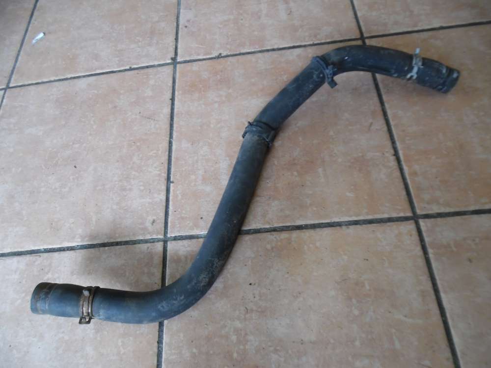 FORD Fiesta V Kühlwasser Schlauch 2S6H-8B273