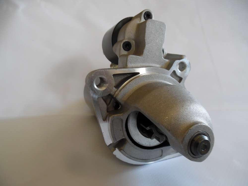 Anlasser Starter BMW 3-er, 5-er, 7-er- X3, Z3 0001108157