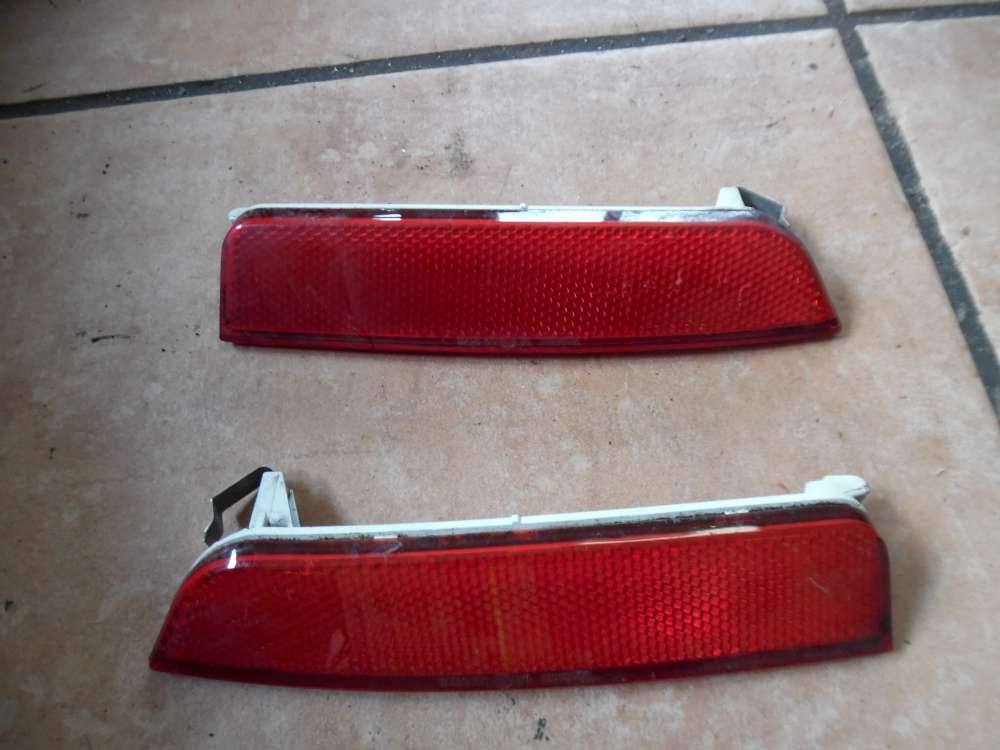 Seat Ibiza 6L Reflektor Katzenauge Stoßstange Hinten Re / Li 6L6945105-106