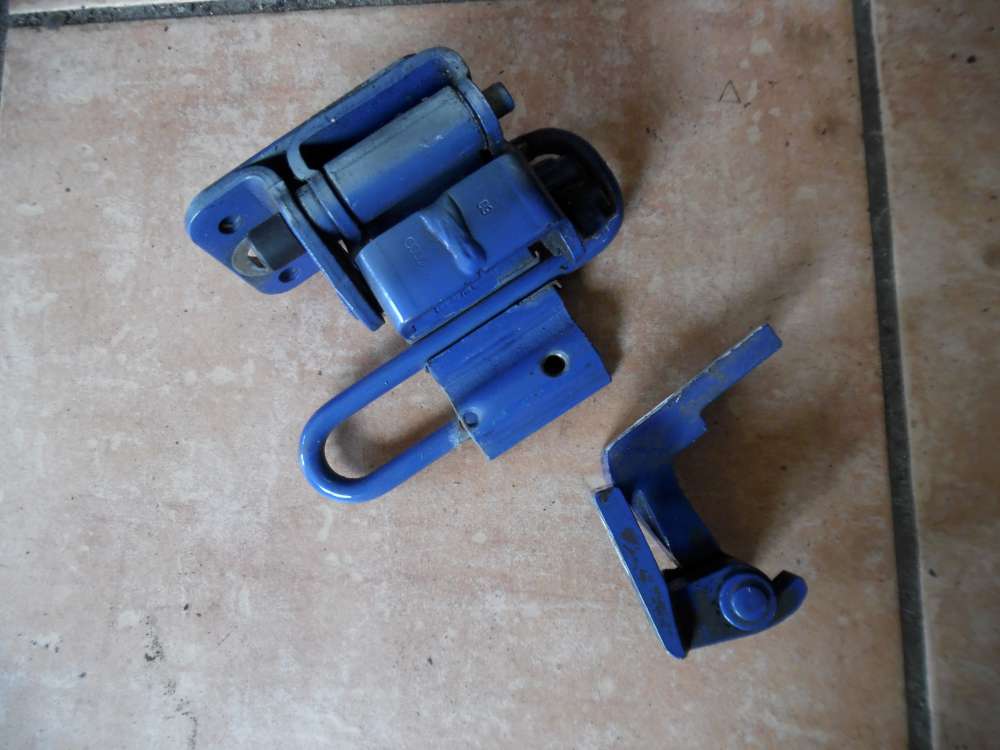 Audi A3 8L Türscharniere Scharnier Hinten Links 4B0833411