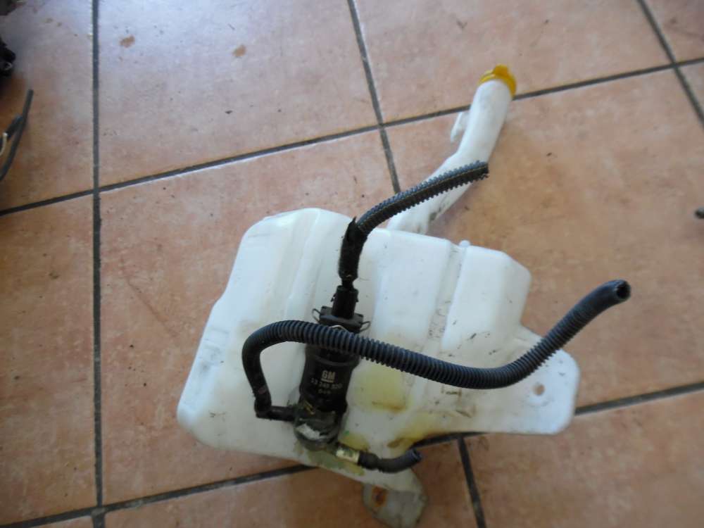 Opel Corsa D Scheibenwaschbehlter mit Pumpe 461011736