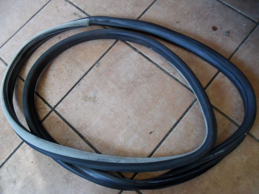 Opel Vectra C Signum Türdichtung Dichtung Vorne Rechts 13149761