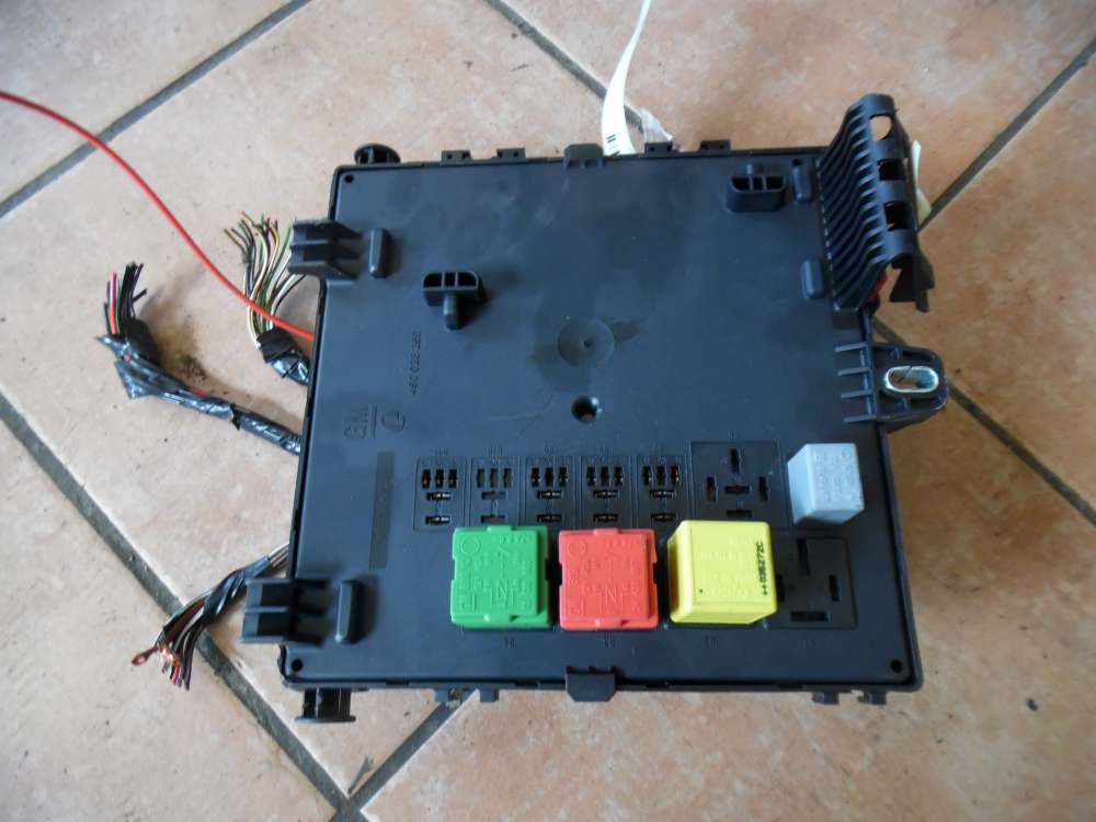 Opel Vectra C Signum Sicherungskasten 13170890