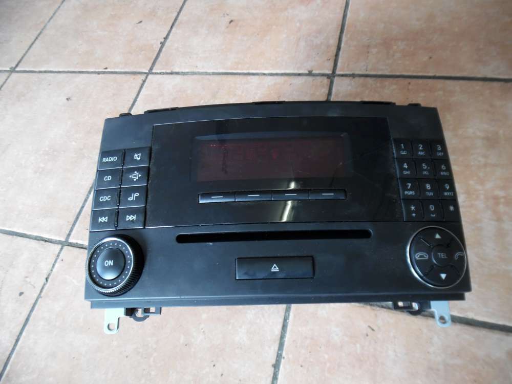 Mercedes A-Klasse W169 Radio CD Typ : MF2750 A1698700689 