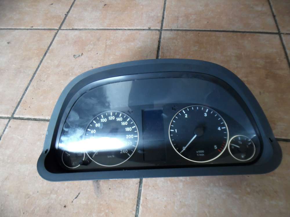 Mercedes A-Klasse W169 Tacho Kombiinstrument A1695400848