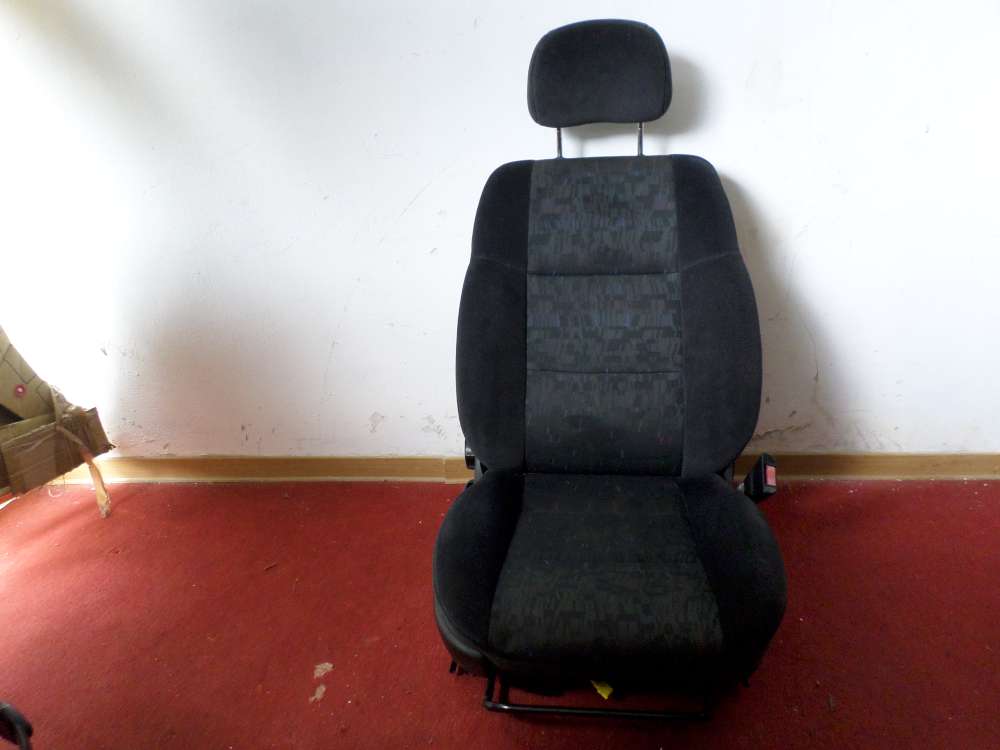 Opel Astra F 5-Trer Sitz Vorne Rechts vorne 