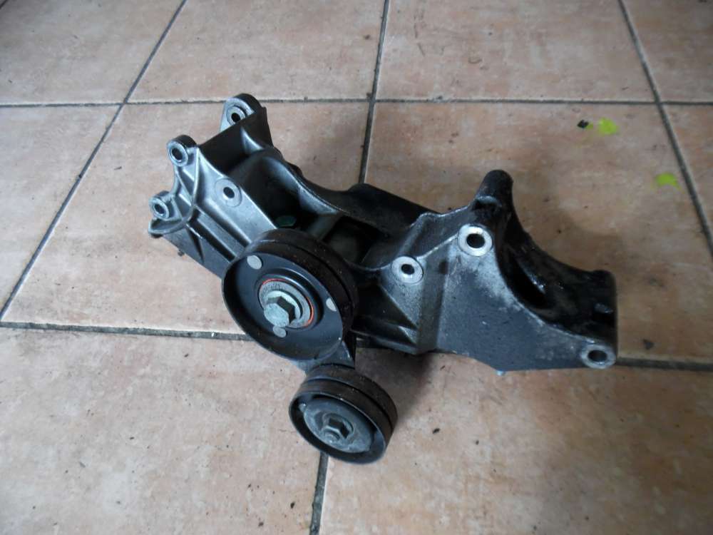 VW Golf IV 1J Aggregateträger Halter Lichtmaschine 032145169