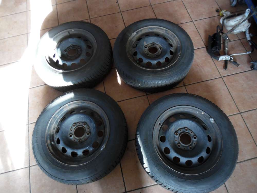 4x Stahlfelge mit Reifen Winter BMW E46  6,5Jx15 H2 Nokian 195/65 R15 91T SRD 154301 1095004 