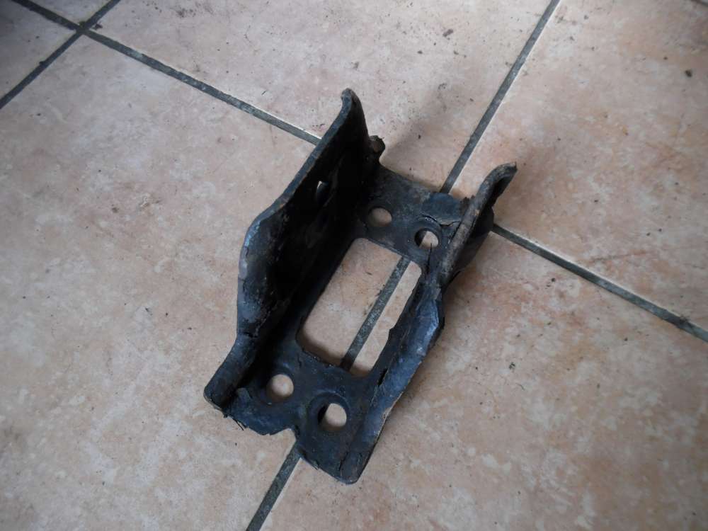 Chrysler PT Cruiser Halter Halterung 