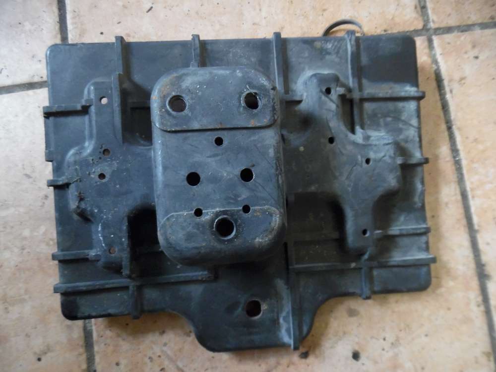 Hyundai Santa Fe Batteriehalter Batterieträger 37150-26200