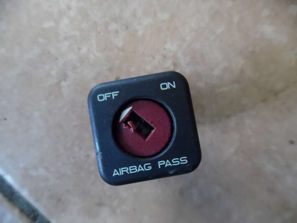 Chrysler PT Cruiser Airbagschalter ON OFF 95835T02