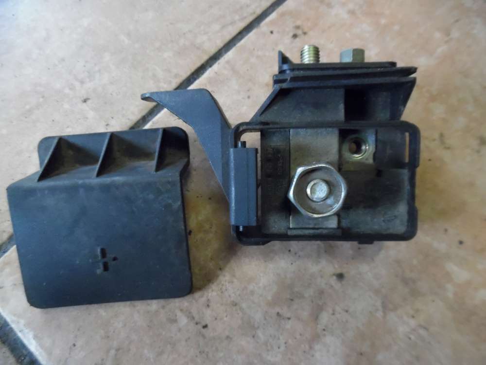 BMW 3er E46 Deckel Sttzpunkt Verkleidung Pluspol 83851587