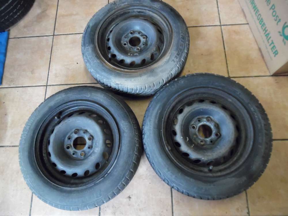 3x Stahlfelge mit Winterreifen 145/70R13 71Q Montero 5Bx13 ET33 