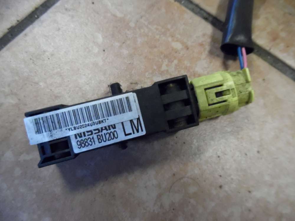 Nissan Almera Tino Airbagsensor Links 98831BU200 LM  