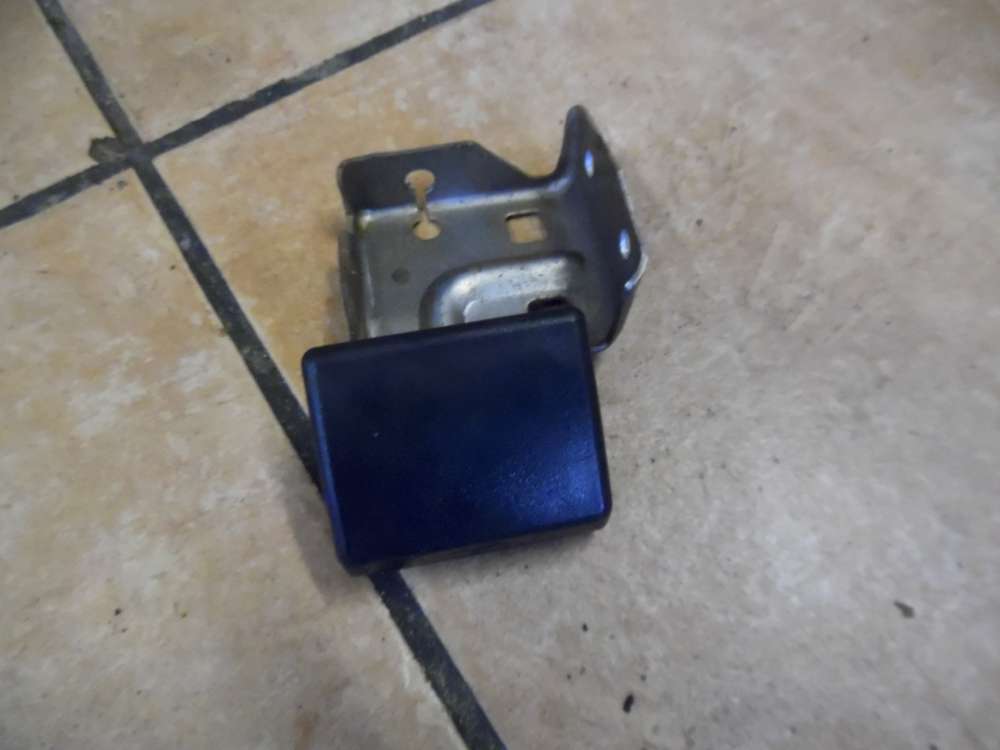 Nissan Almera Tino Motorhaube Griff