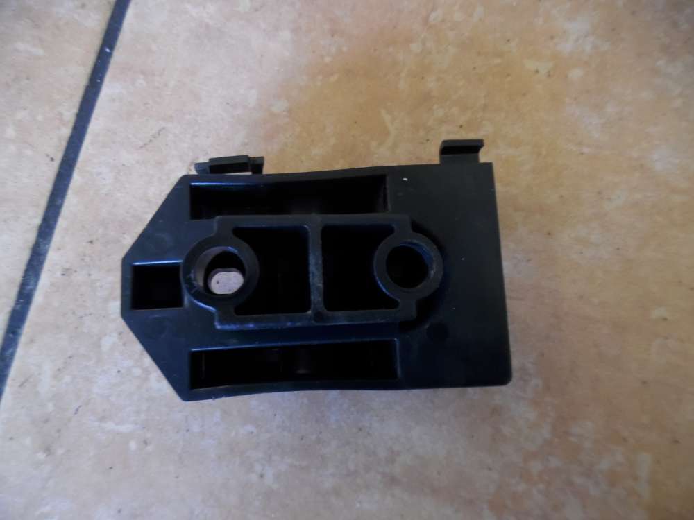 Volvo 850 Halter fr Pedal 6842390 