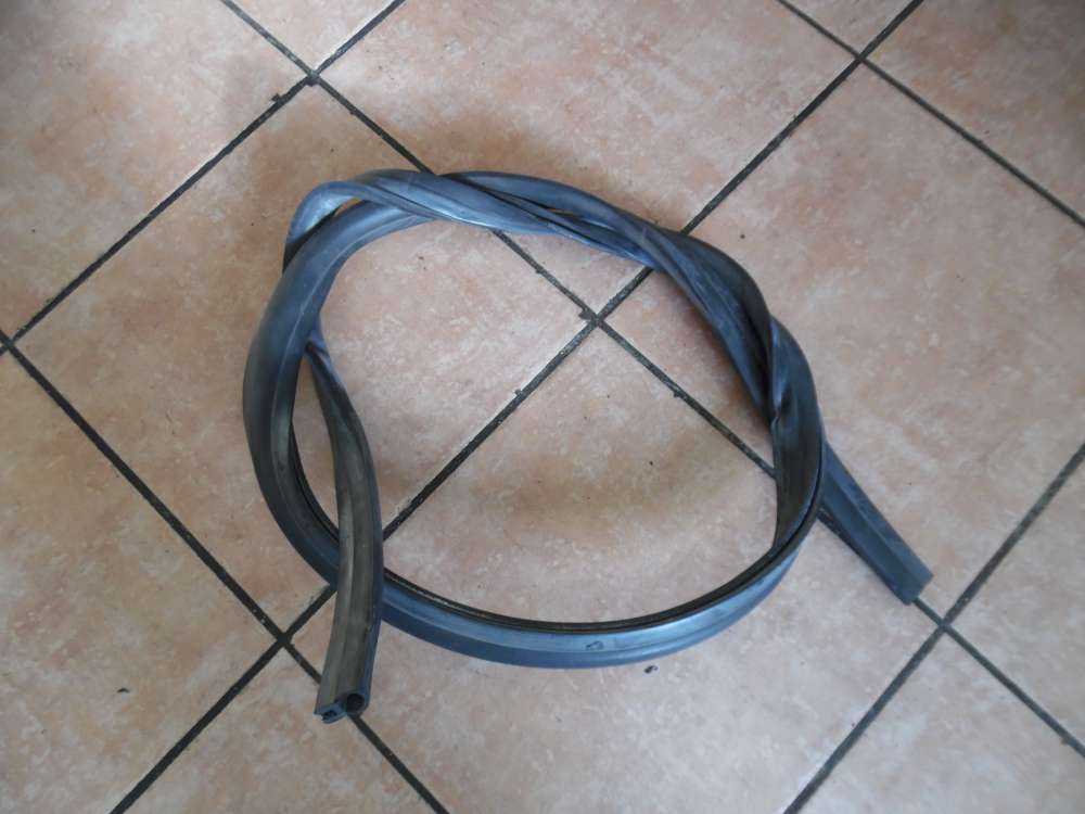 Volvo 850 Motorhaubedichtung Gummi