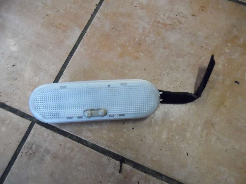 Renault Megane Innenraumleuchte Leuchte 8200074362 