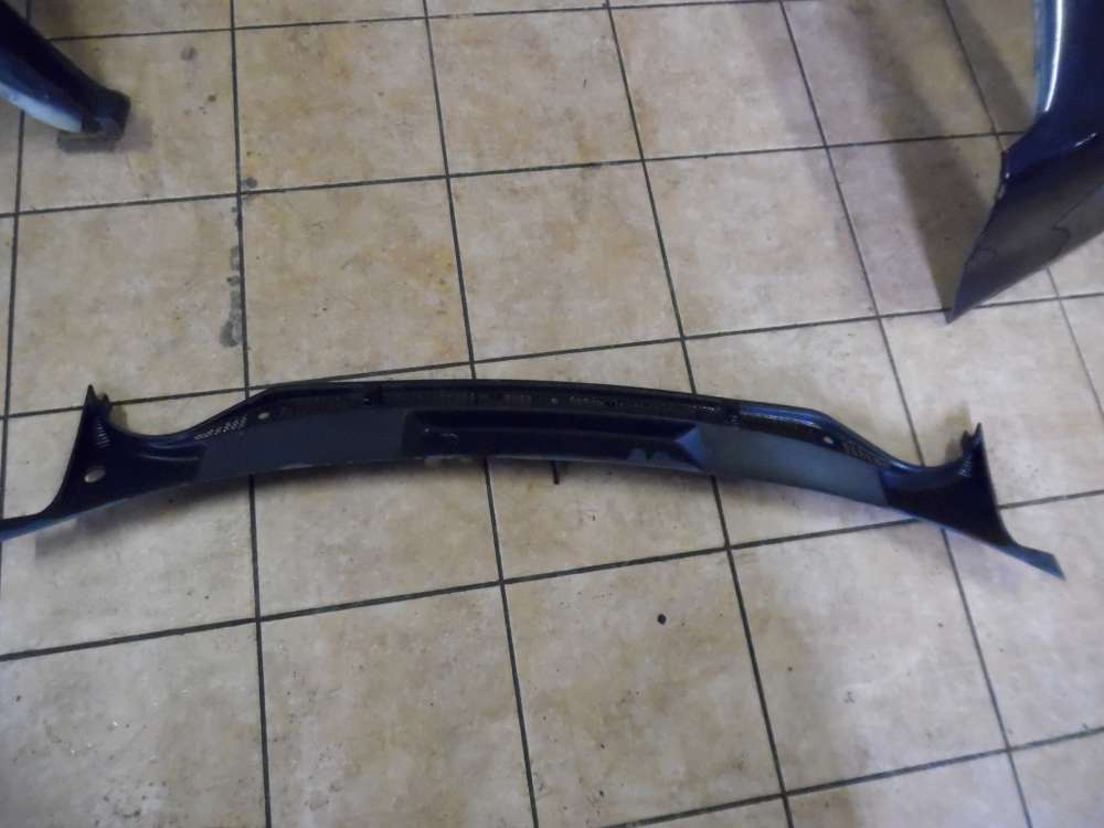 Skoda Fabia 6Y Wasserkastenabdeckung mit Waschwasserdse 6Y1819415A