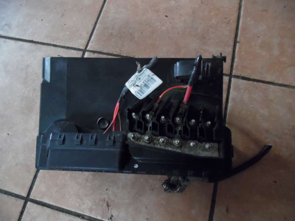 Skoda Fabia 6Y Batteriekonsole Sicherung 6Q0937550
