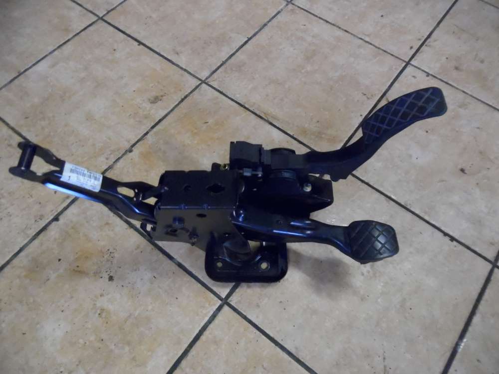 Skoda Fabia 6Y Gaspedal Bremspedal Pedal 6Q1721503A  6Q1721058