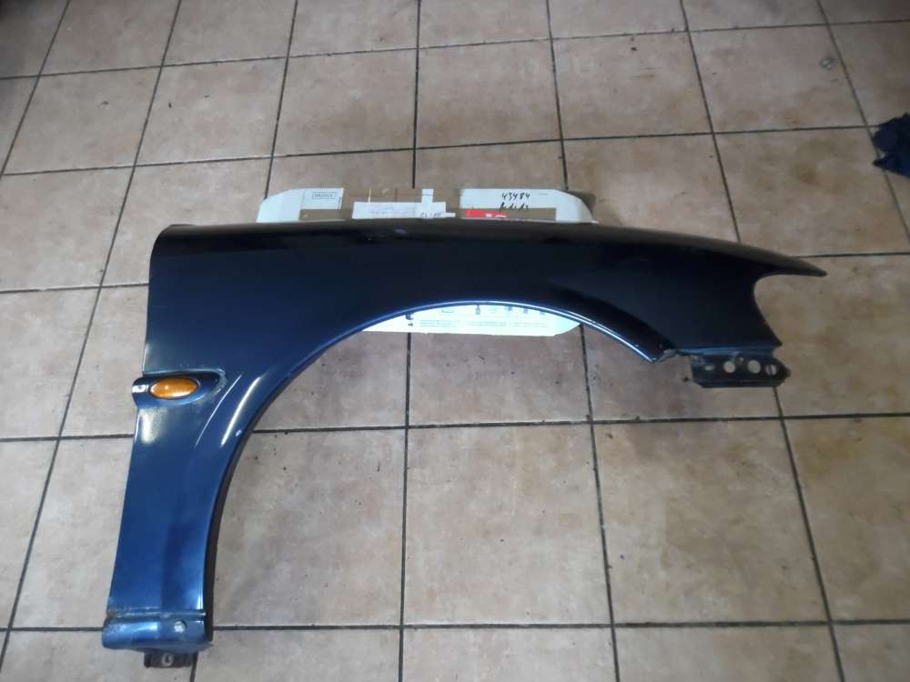 Opel Vectra B Limo Kotflgel Rechts dunkelblau : Z20H