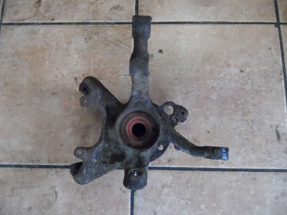 VW Polo 6N Radnabe Achsschenkel Vorne Rechts 