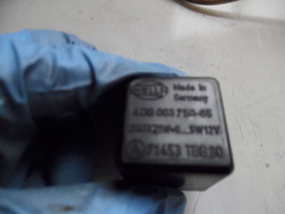 VW Polo 6N Relai 4DB 003750-65