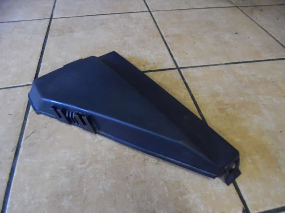 Opel Omega B Abdeckung Sicherungskasten 0141539