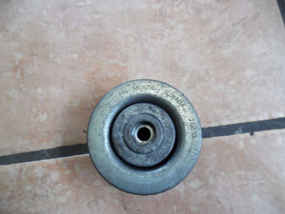 Opel Omega B Riemen Spannrolle 580825D