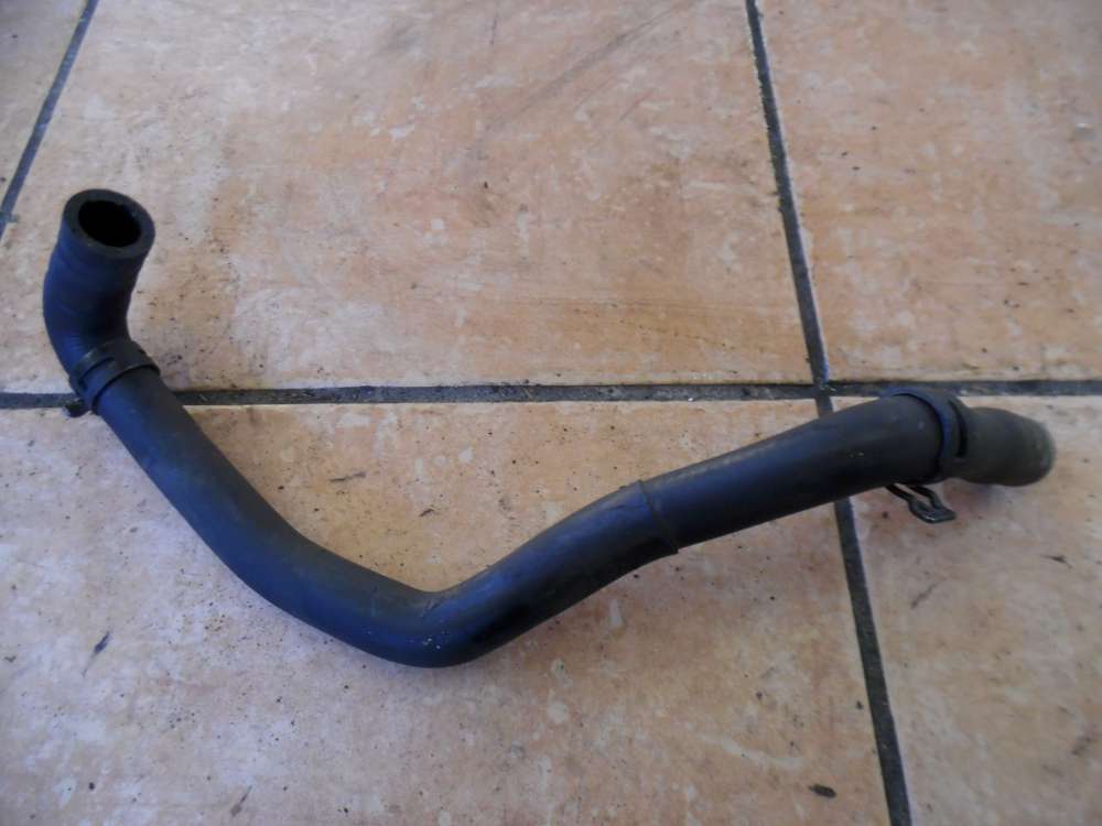 VW Passat 3C Khlwasserschlauch 1K0122109