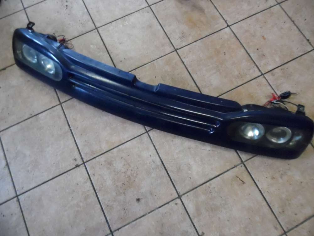 VW Golf III Khlergrill Grillleiste mit Scheinwerfer dunkelblau : LA5E