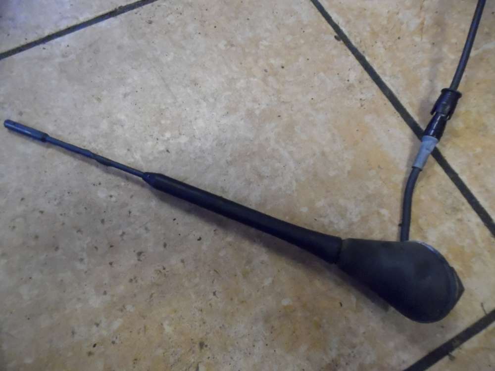 VW Golf III Antenne Antennenfuss 1H0035503C