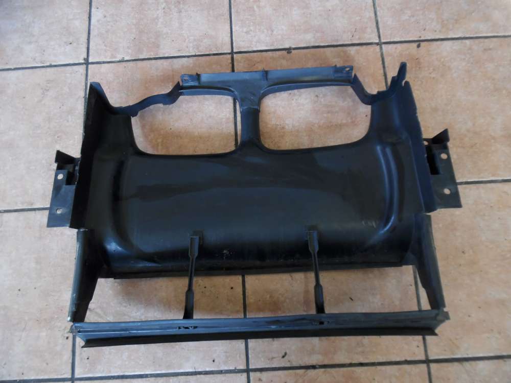 BMW E46 320d Luftfhrung Frontmaske 8202832