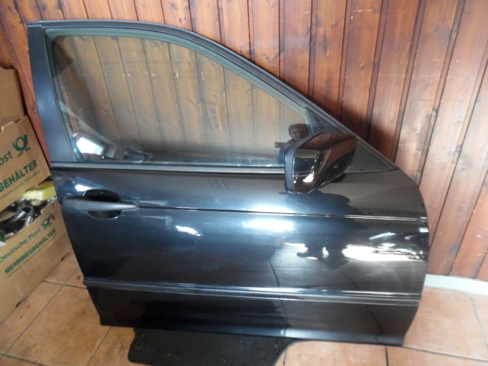 BMW E46 320d Tr Vorne Rechts Schwarz Farbcode : 303/9