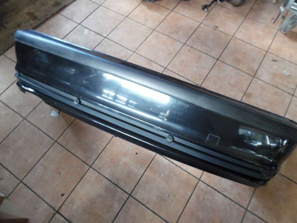 BMW E46 320d Stostange Hinten mit PDC Schwarz Farbcode : 303/9