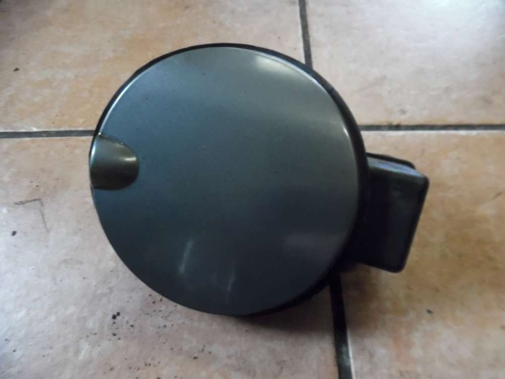Ford Escort Tankklappe Tankdeckel 93AGB405A02 grn